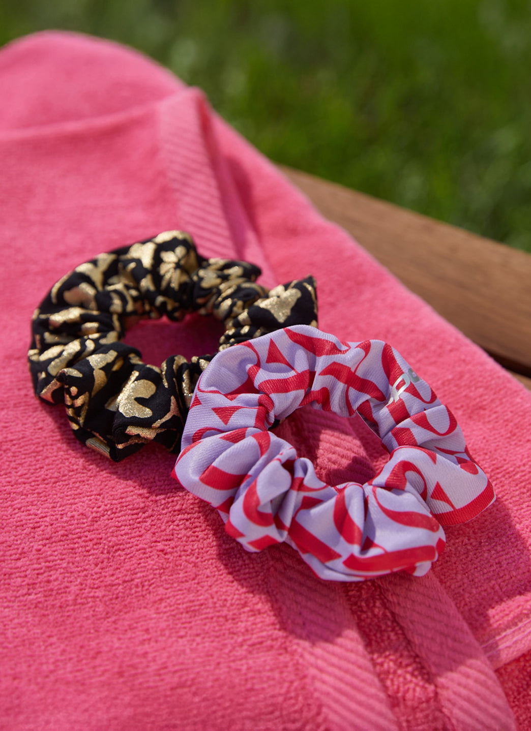 Sporti X Alex & Gretchen Walsh XOXO Dynasty Scrunchie Set Of 2